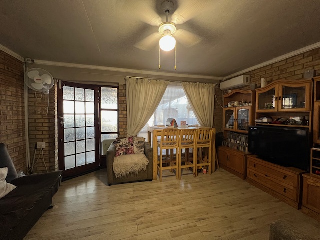 3 Bedroom Property for Sale in Oos Einde North West